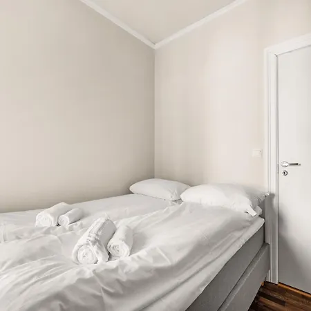 Bb I 300m To Bryggen & Train Station Apartment Bergen